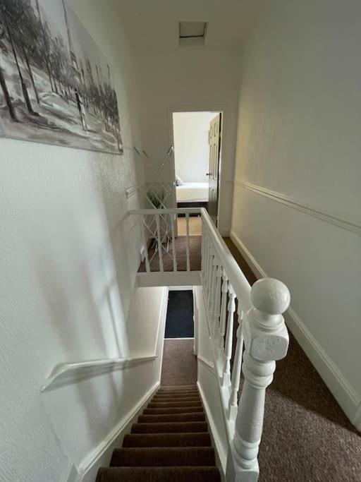 Lovely Seaside House In - Sleeps 6
