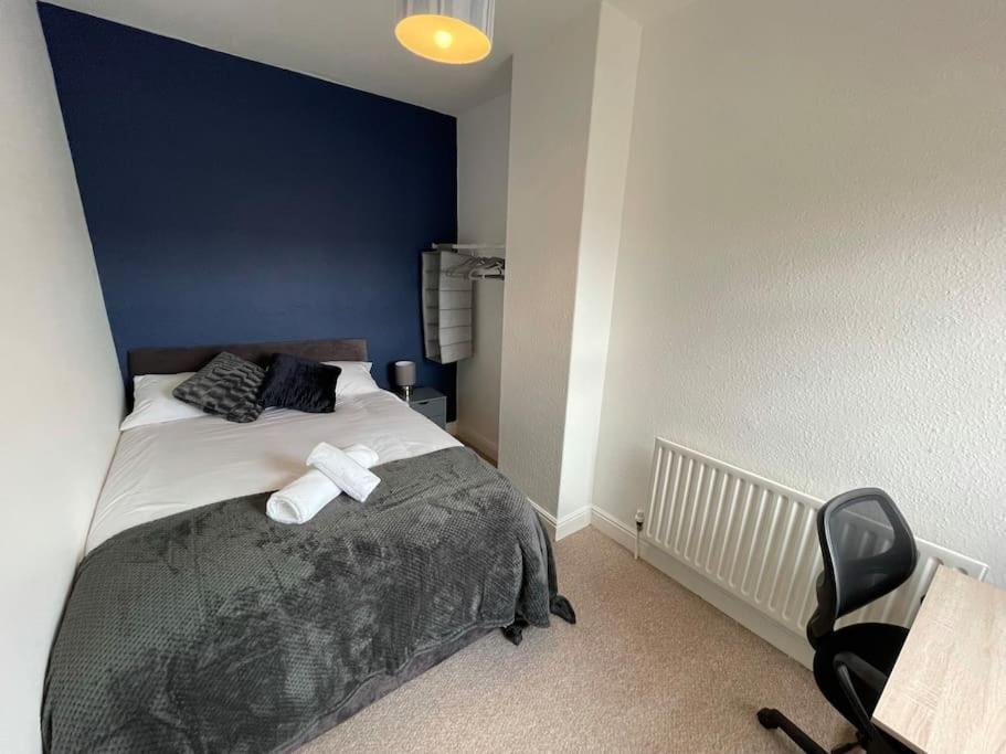 Lovely Seaside House In - Sleeps 6 Apartment *